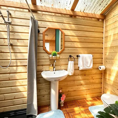 The In The Woods Chalet *