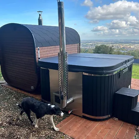 木屋 The In The Woods